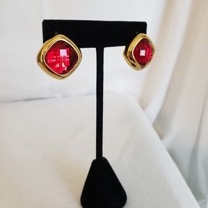 Joan rivers earrings